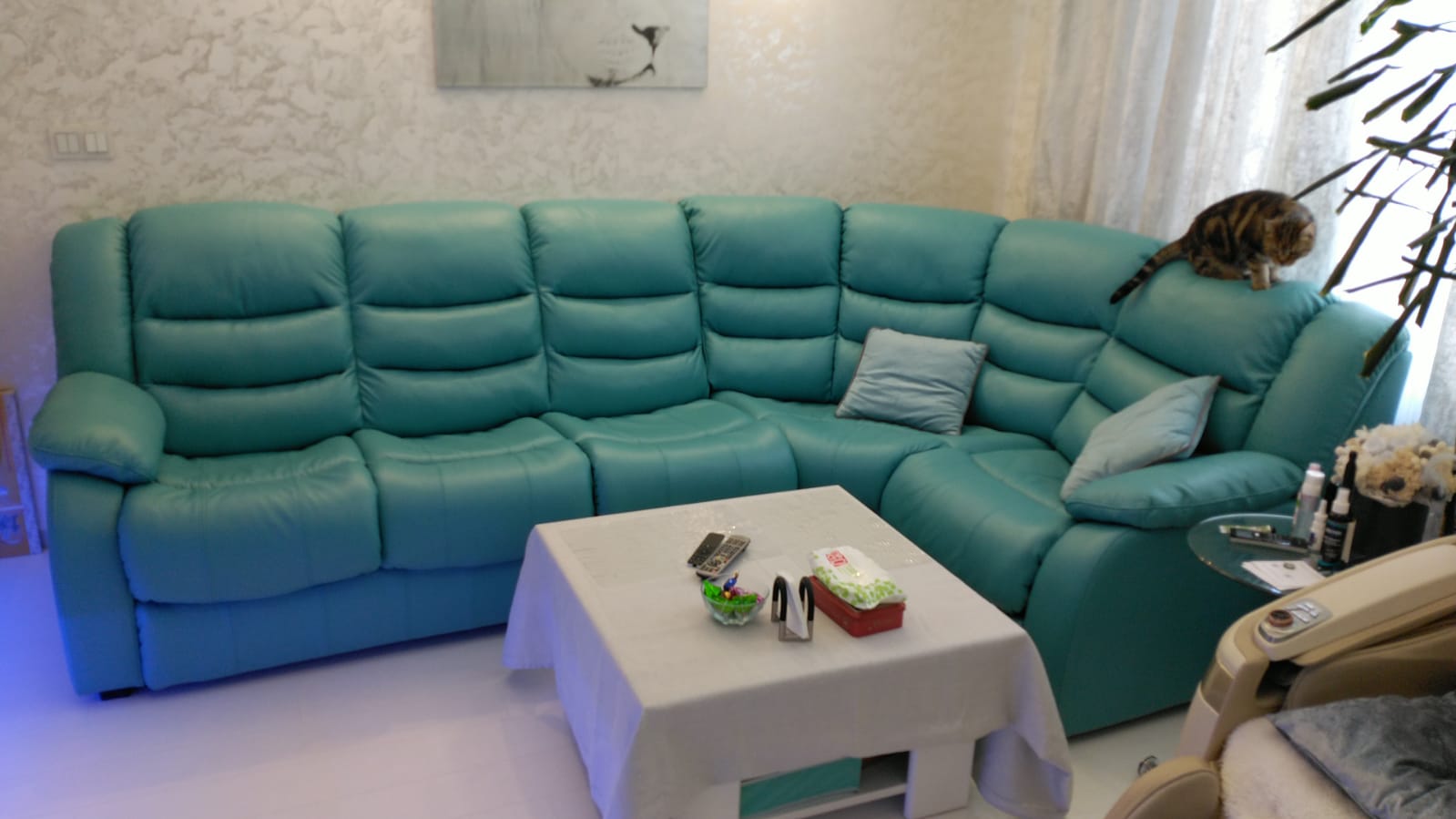 Перетяжка дивана на дому. Биробиджан